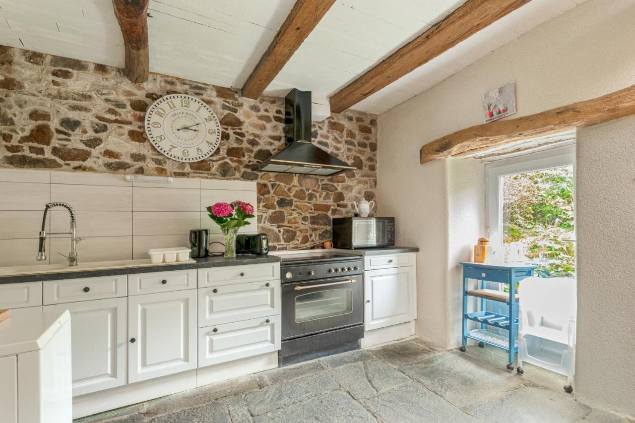 Maison Cosy Vue Mer A Guimaec エクステリア 写真